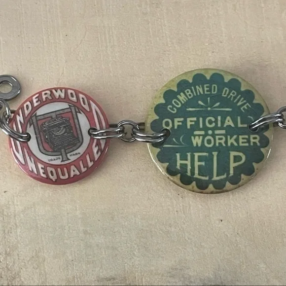 Handmade Retro Style Upcycled Mixed Metal Button Bracelet 8.5β Vintage Y2K 80 - Picture 3 of 7